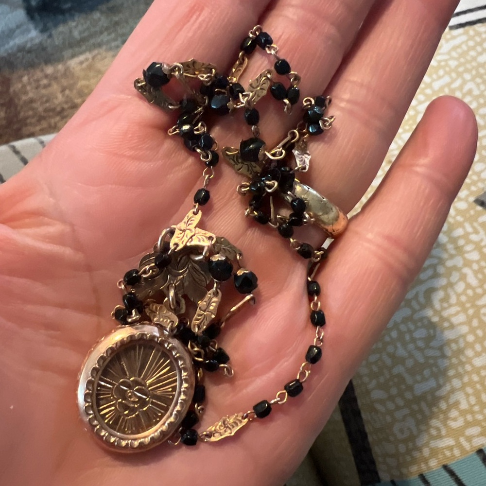 Elegant 10K Rose Gold Vintage Necklace